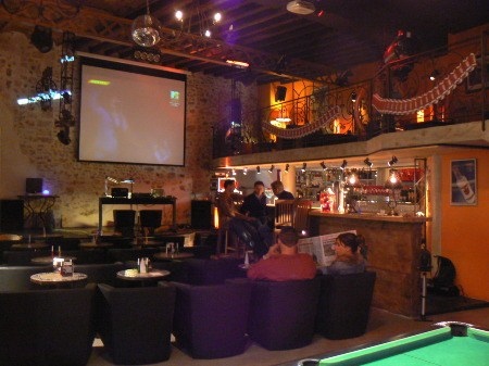 bar ambiance billard Aubenas