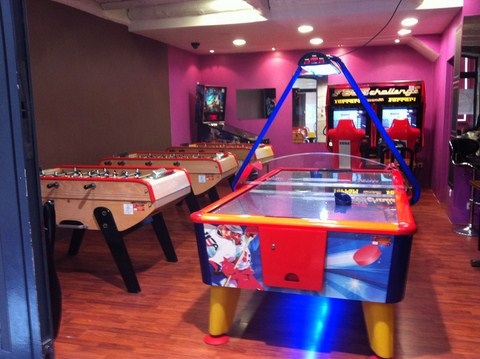 location pour salle de jeu flipper billard babyfoot