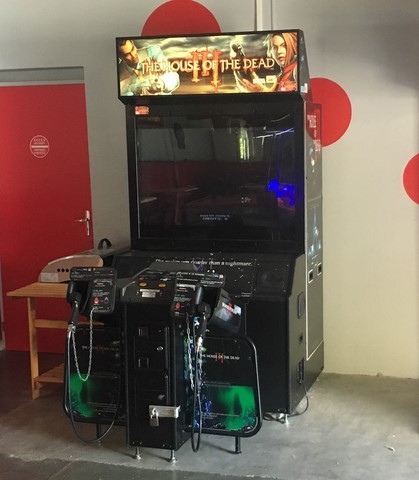 Location jeu de tir zombiesssssssssss house of the dead 3